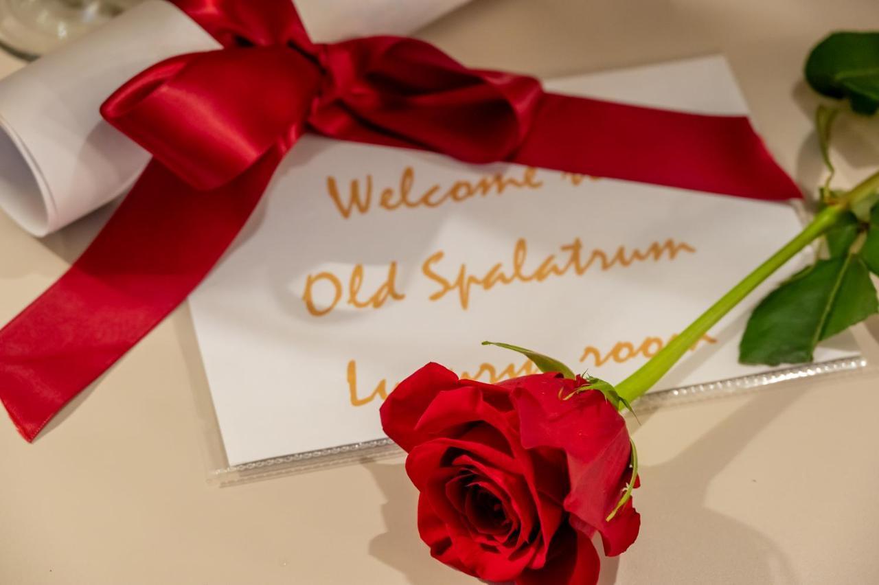 Old Spalatrum Luxury Rooms สปลิท ภายนอก รูปภาพ
